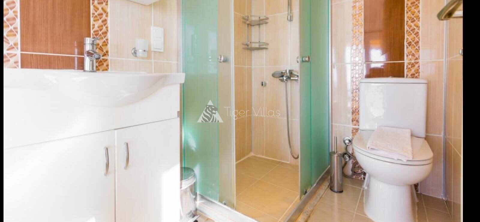 Villa Hilal — 23
