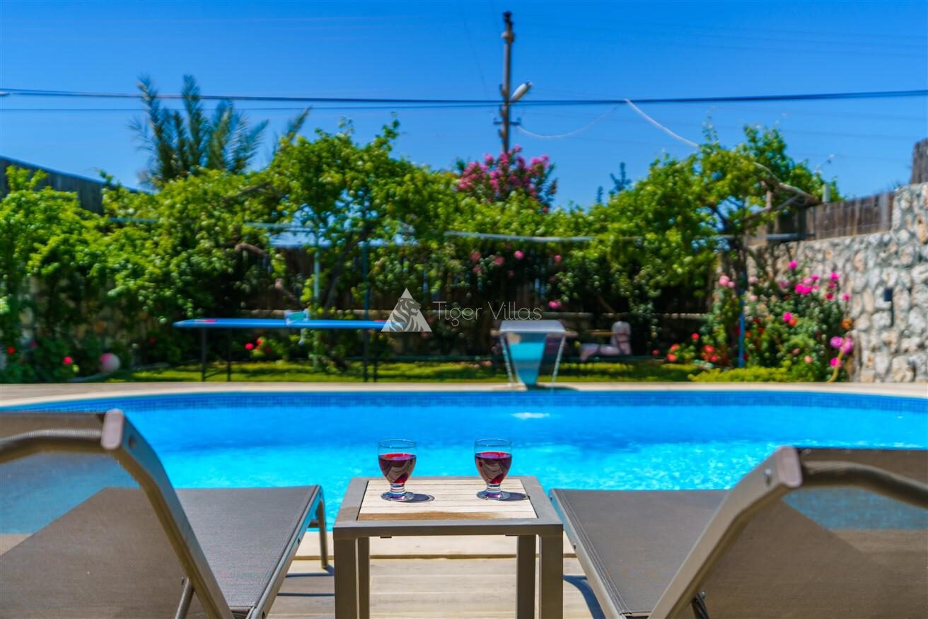 Villa Yek — 24