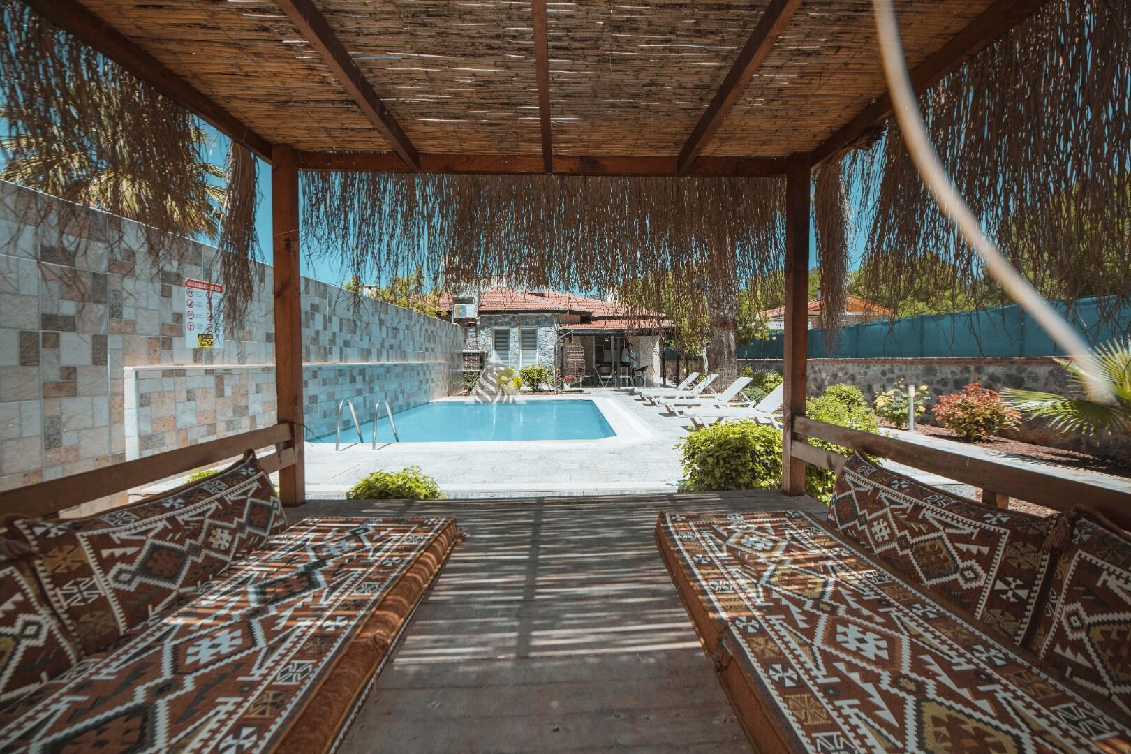 Villa Devina — 11