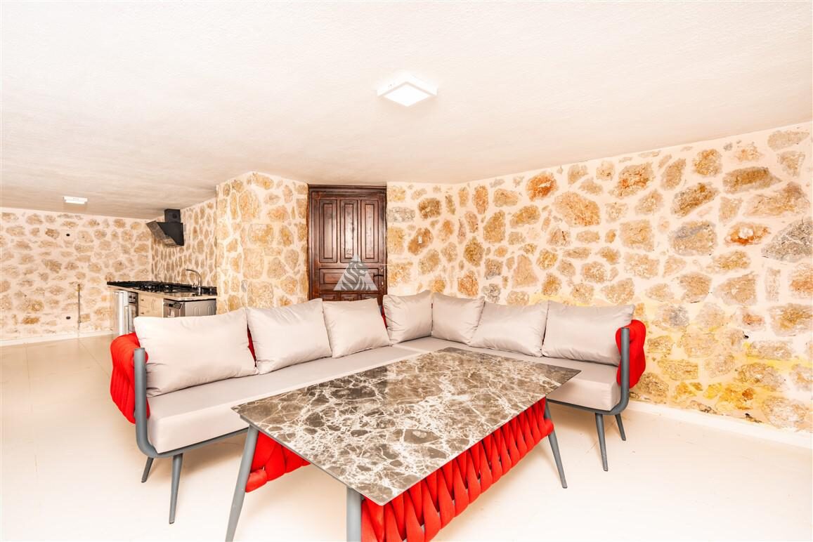 Villa Şah Bezirgan — 20