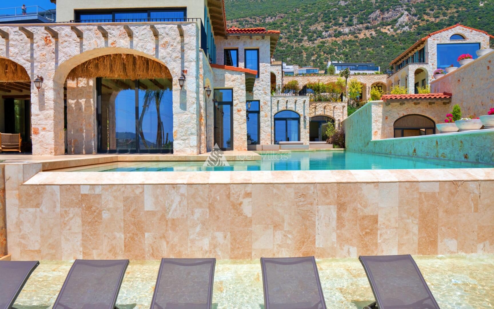Villa Muses Erato — 12
