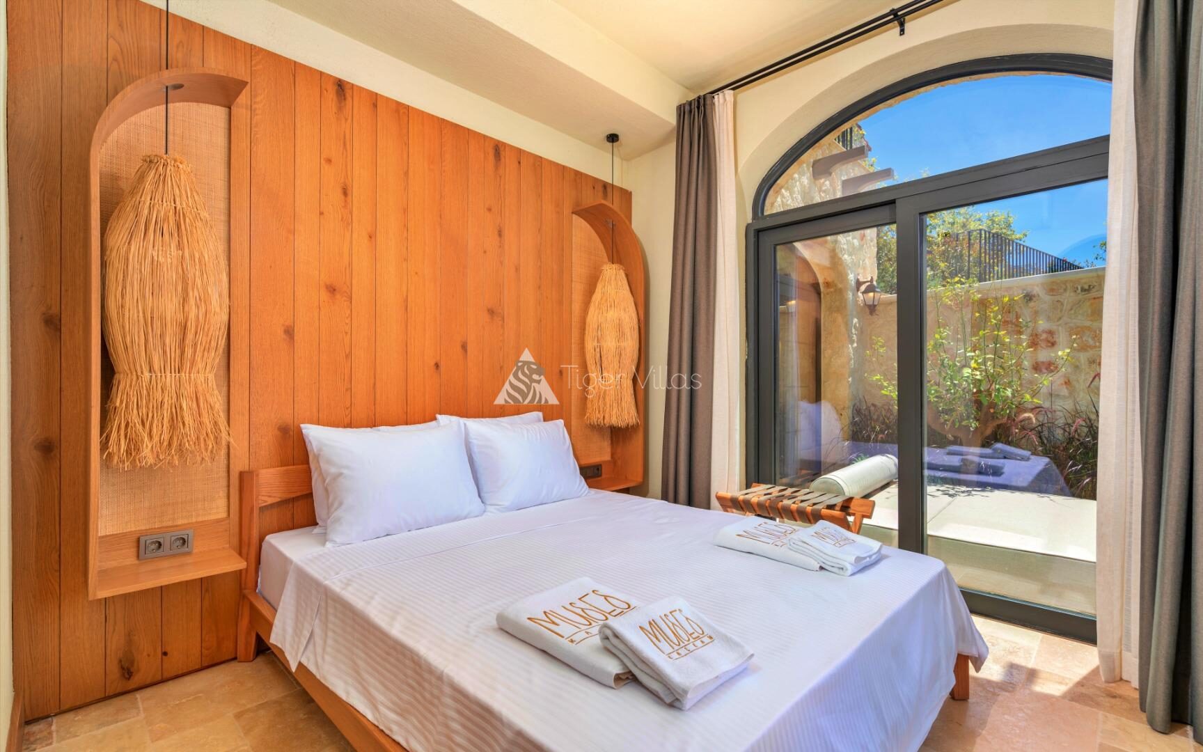 Villa Muses Erato — 77