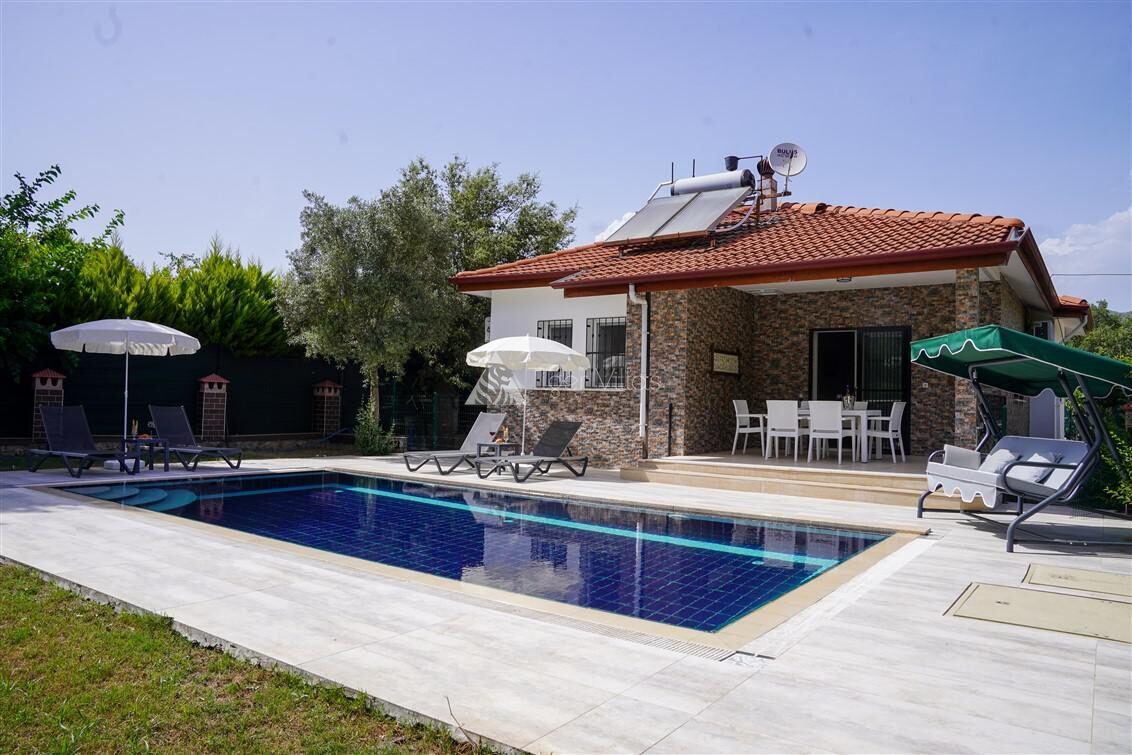 Villa Poyel 1 — 2