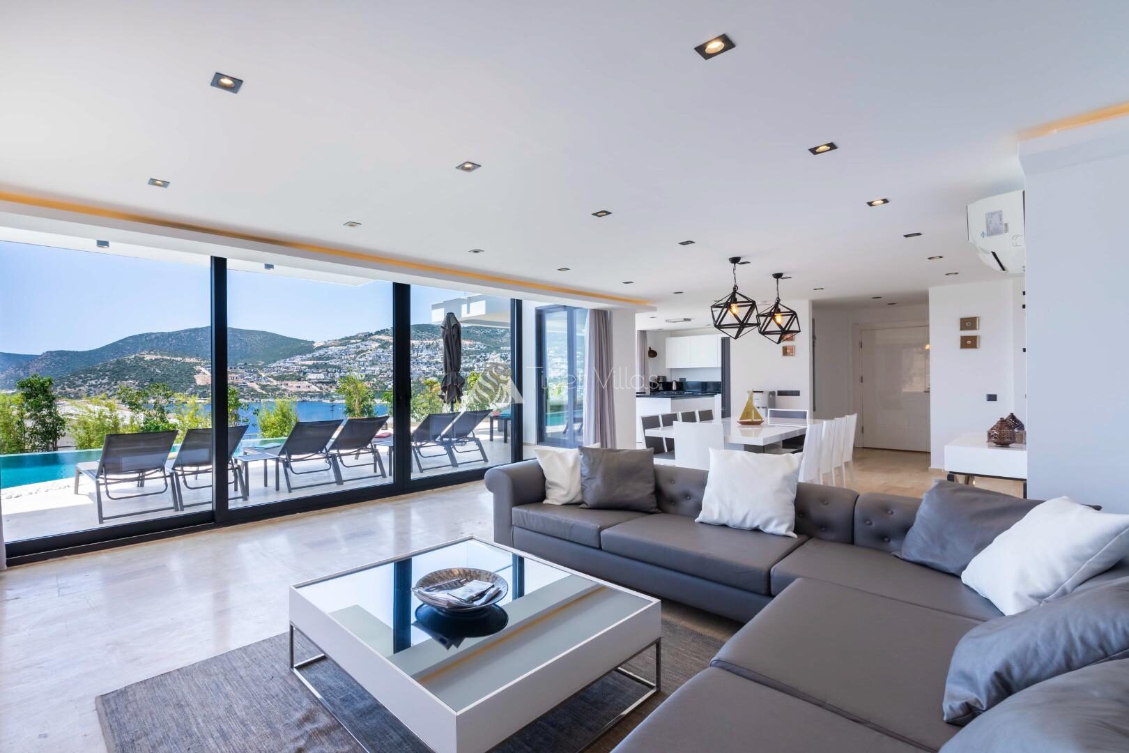 Villa Lumineux — 46