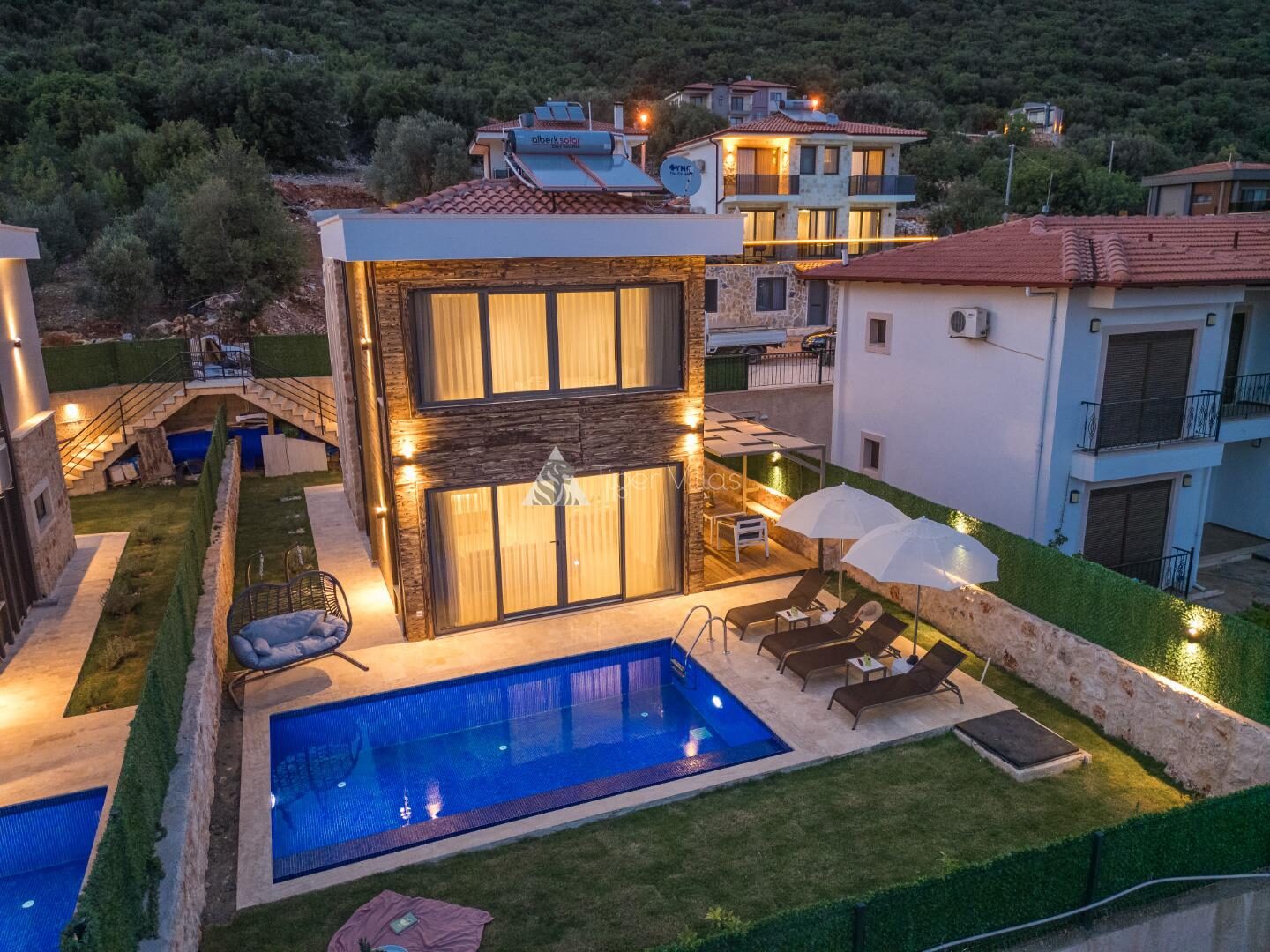 Villa Brown — 56
