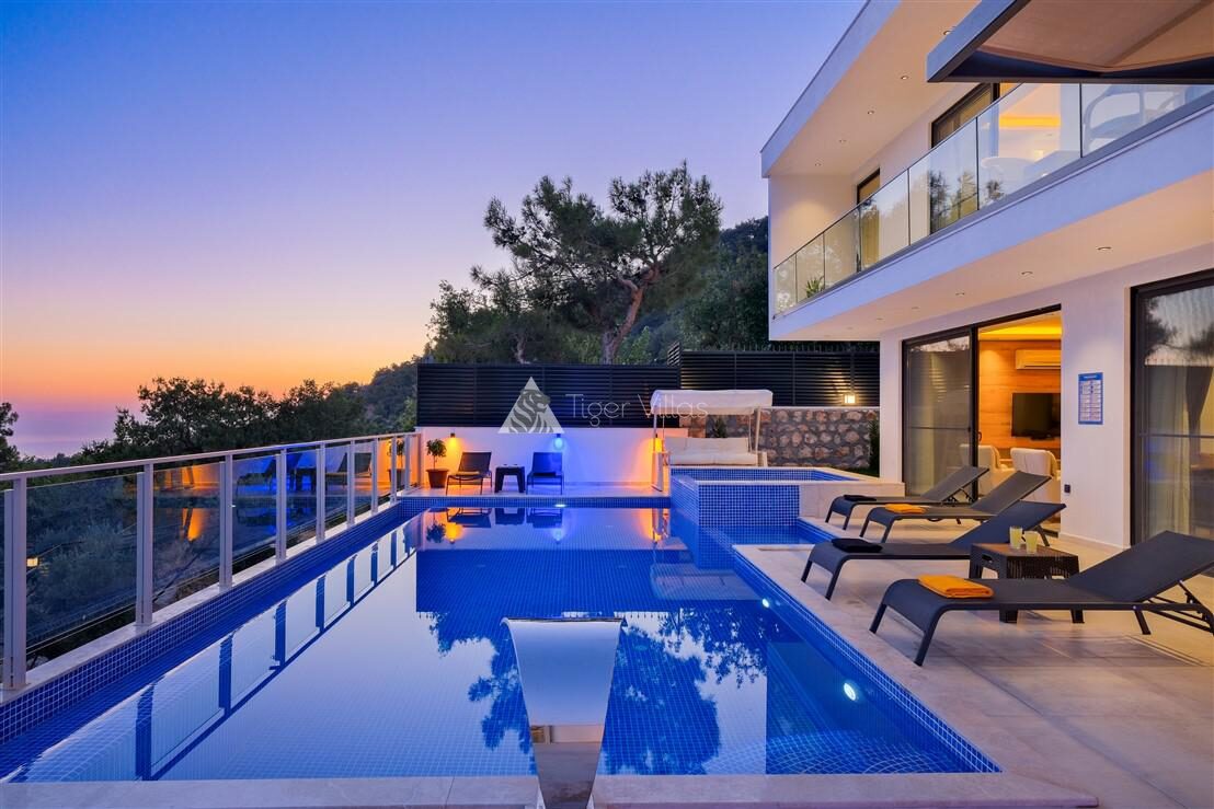 Villa Dolce Deluxe — 8