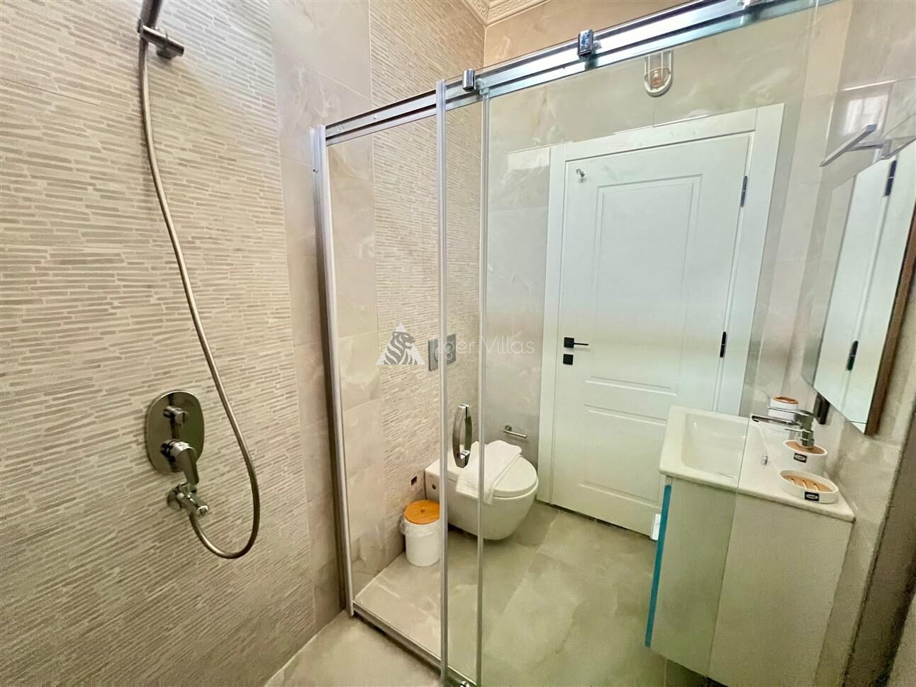 Villa Zeyn — 24