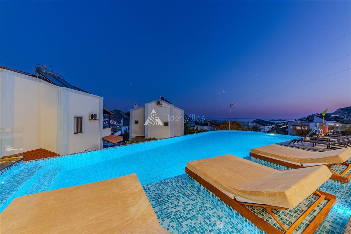 Villa Emporium — 4