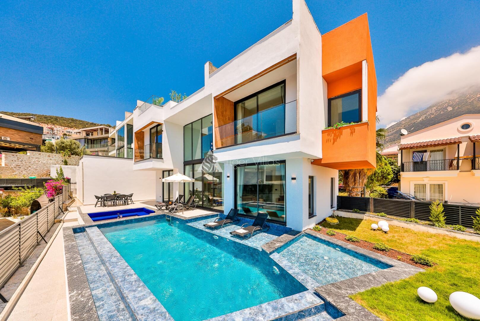 Villa Barlas — 10
