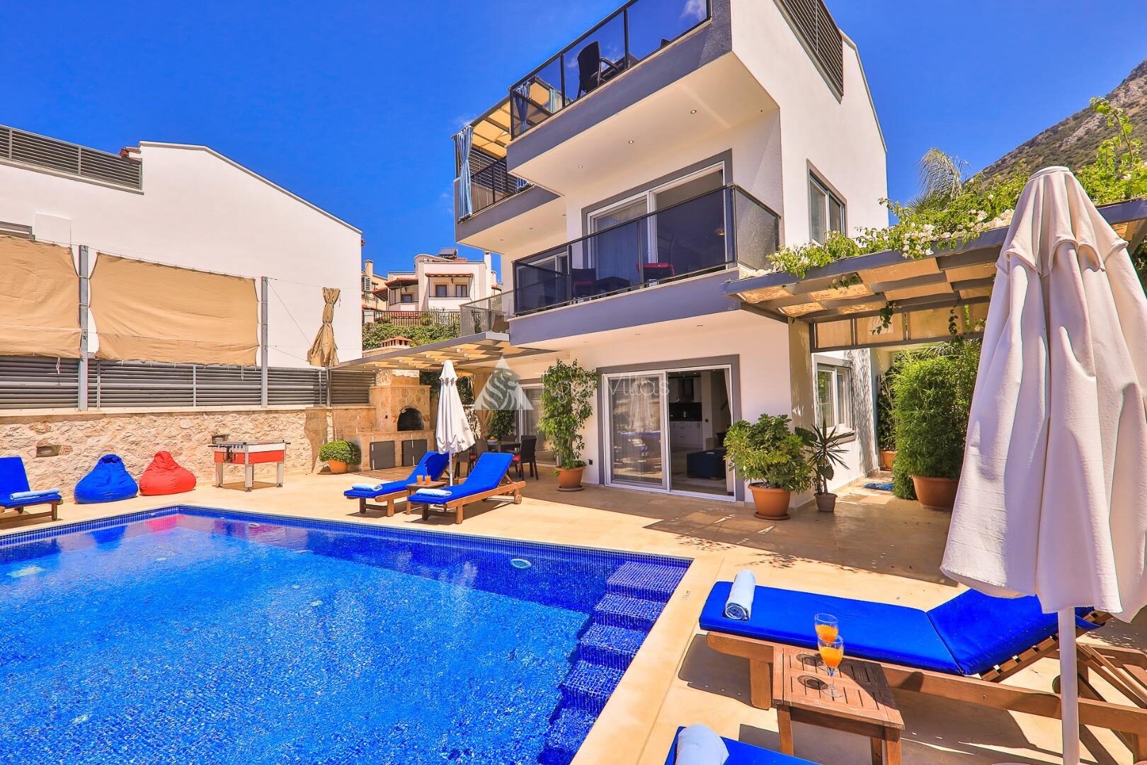 Villa Esma — 5