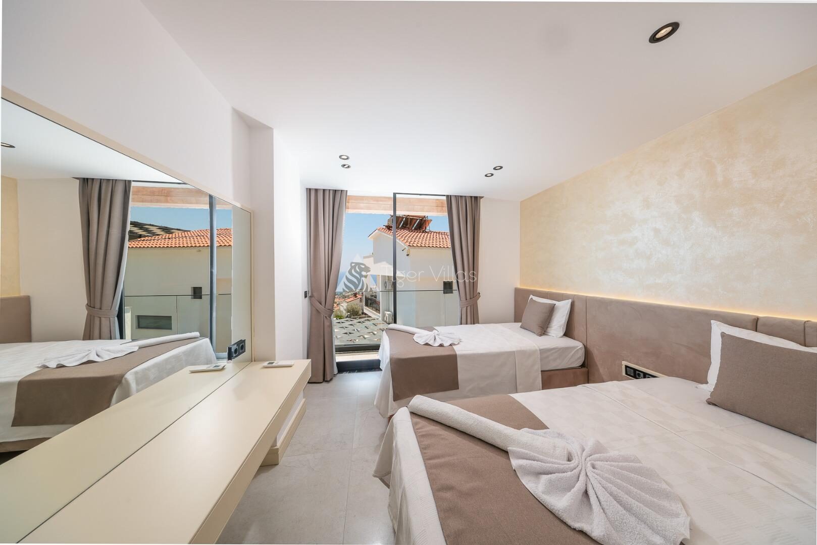 Villa Barlas — 43
