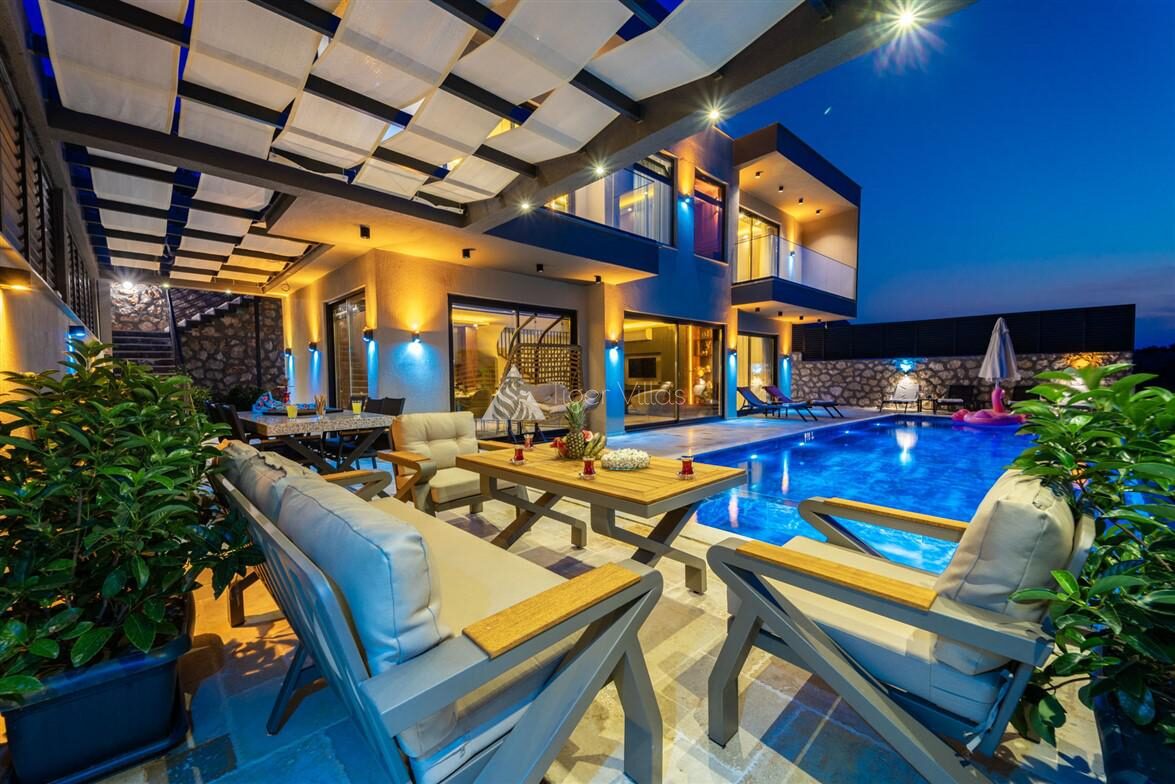 Villa Divan — 23