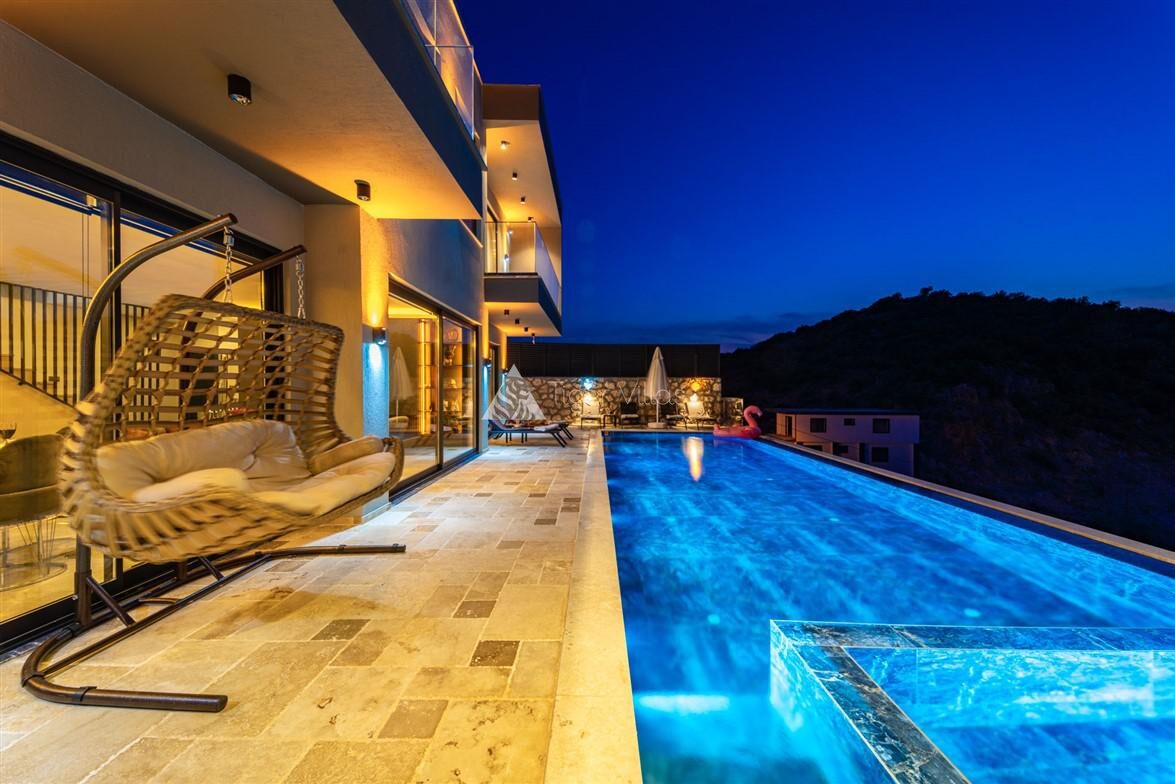 Villa Divan — 32