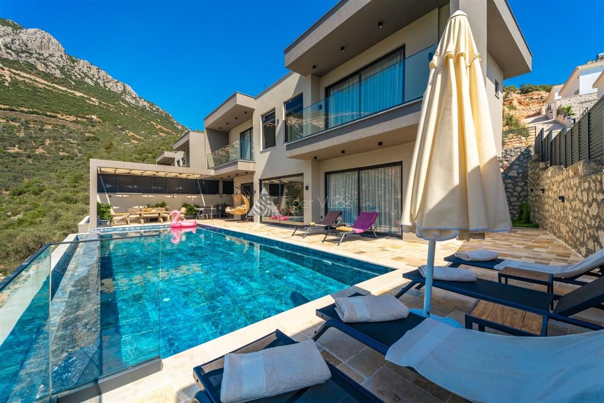 Villa Divan — 66