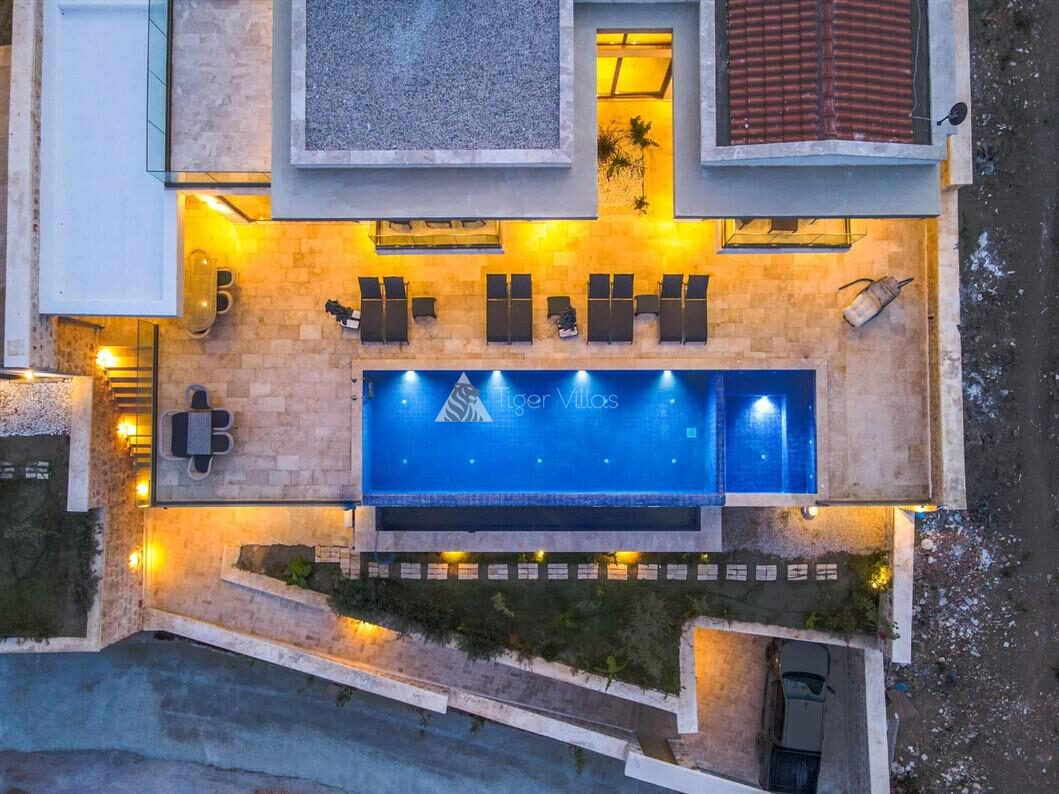 Villa Banu Exclusive — 71