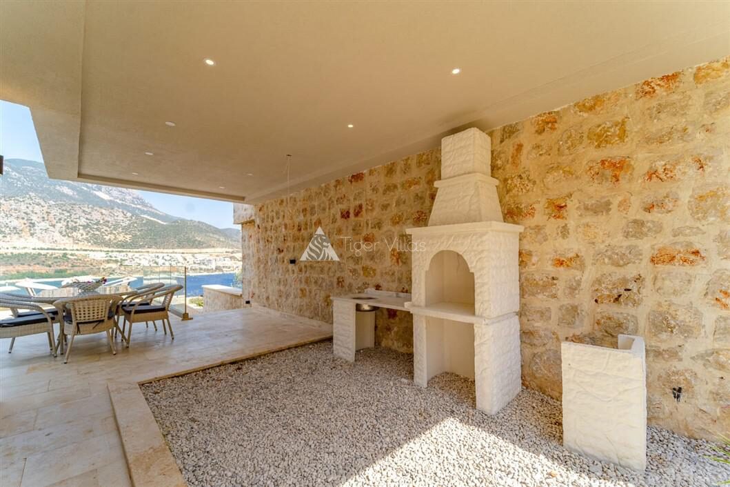 Villa Banu Exclusive — 86