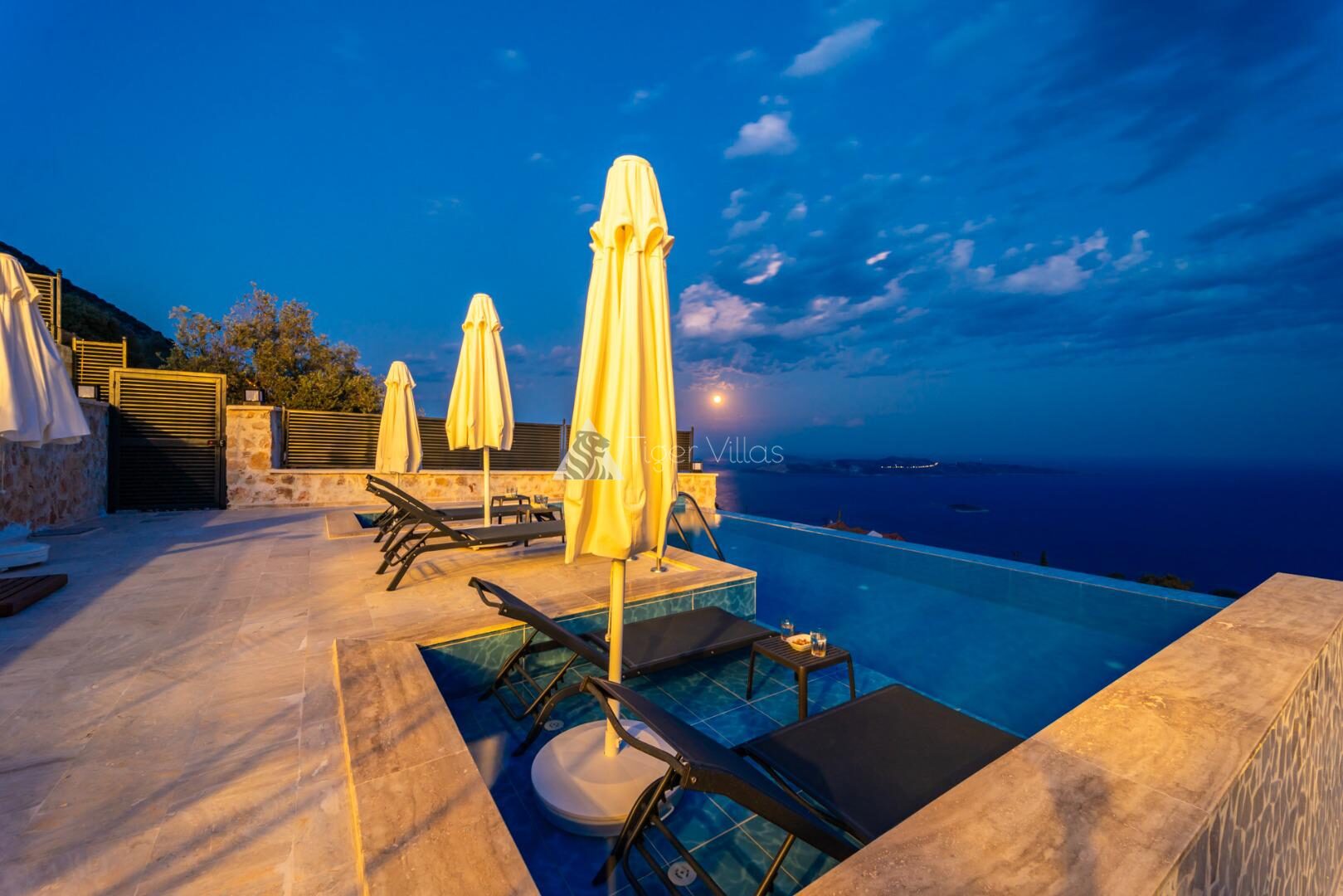 Villa Avenir — 18