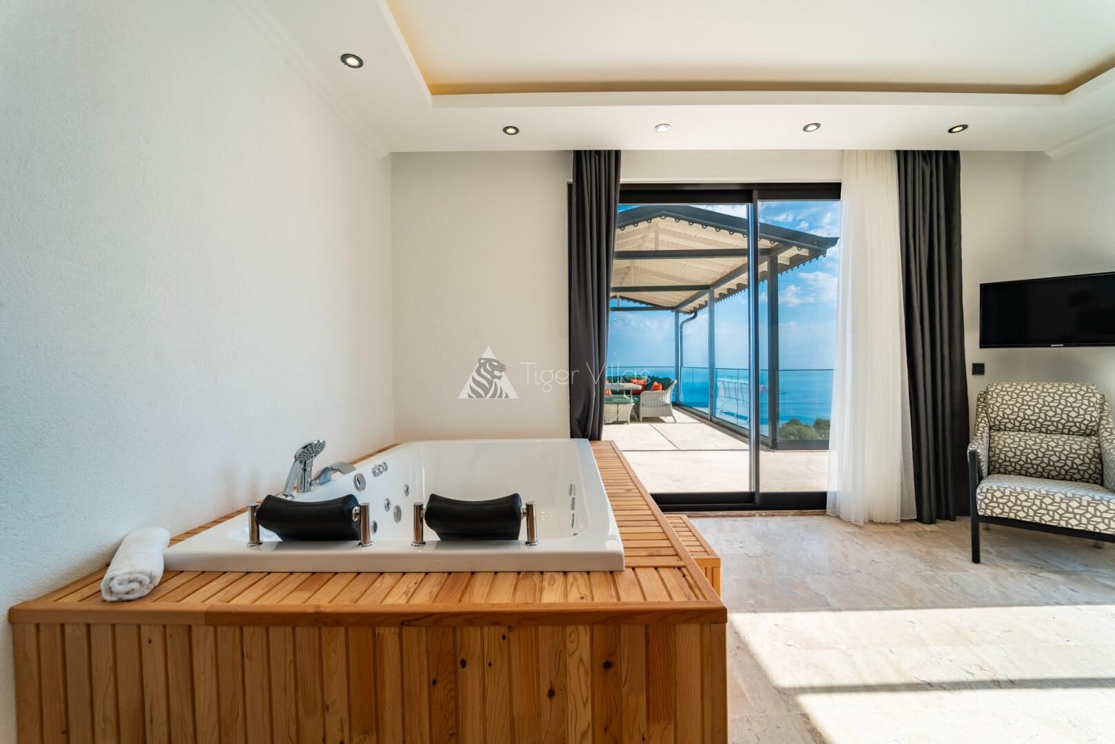 Villa Avenir — 70