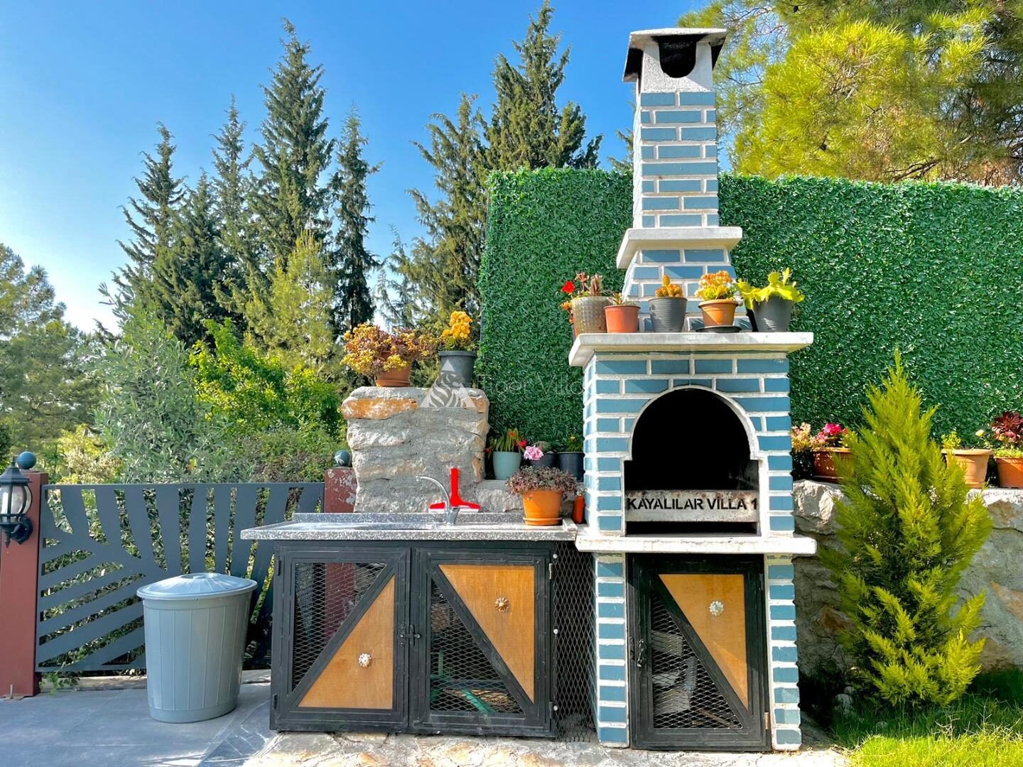 Villa Kayalı 1 — 4