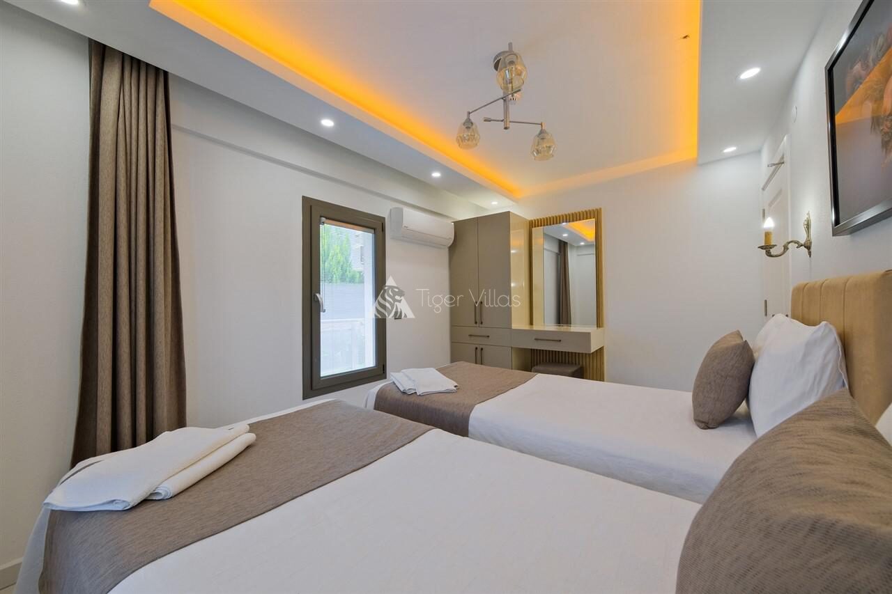 Villa La Casa Rosa — 73