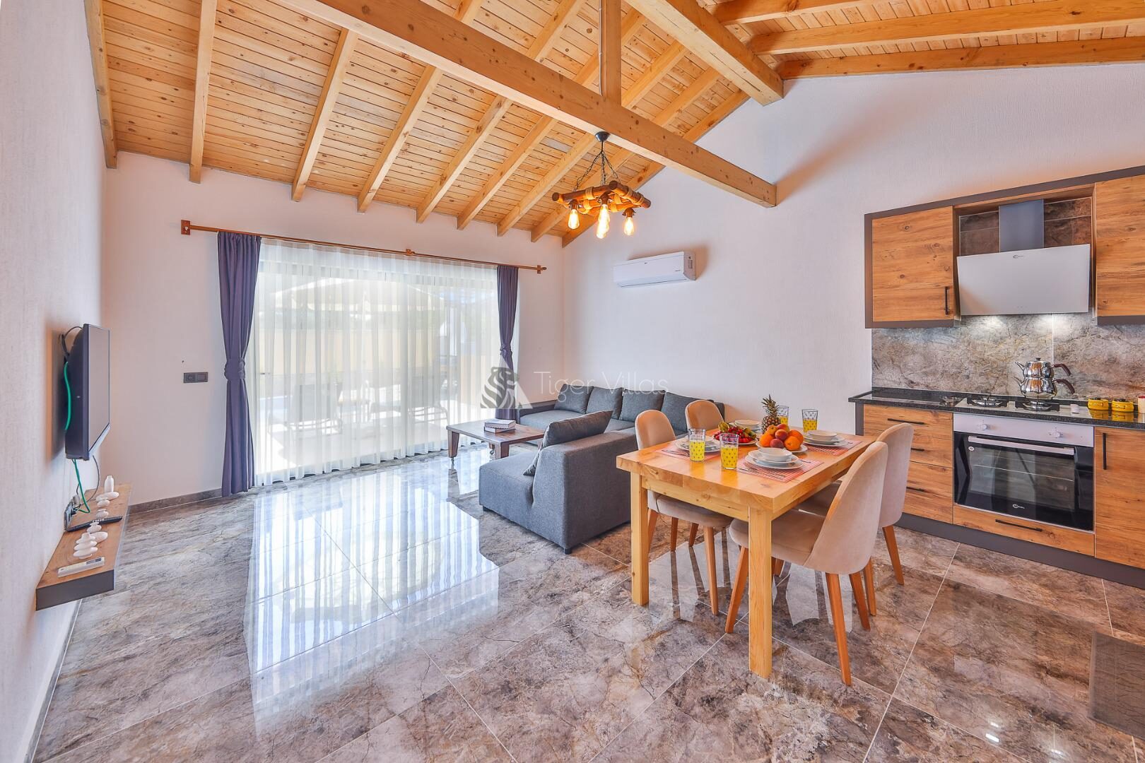 Villa Erisa — 34