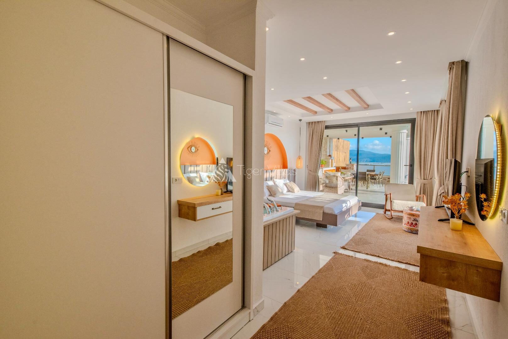 Villa Elysium — 200