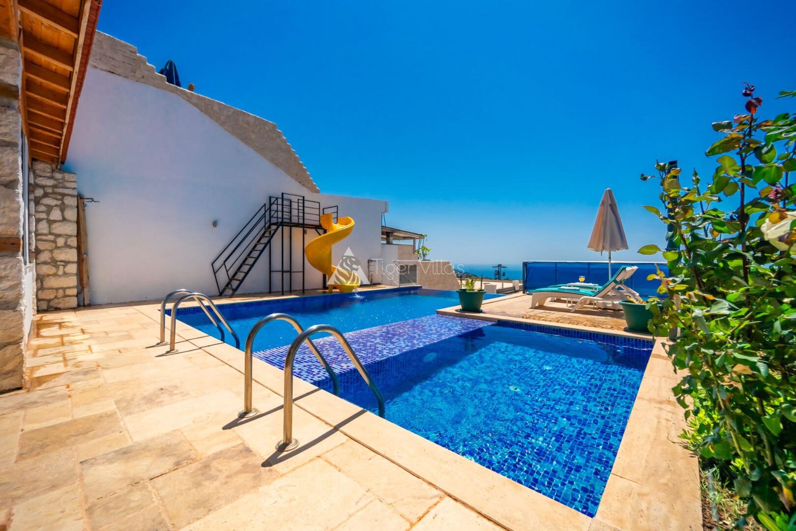 Villa Anahita — 15