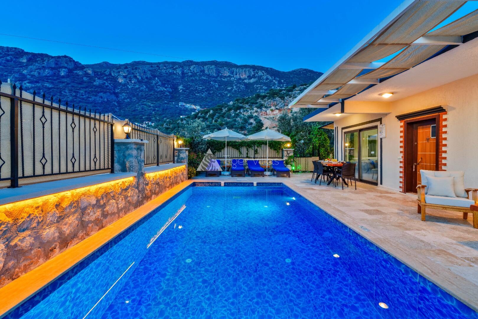 Villa Samyeli — 21