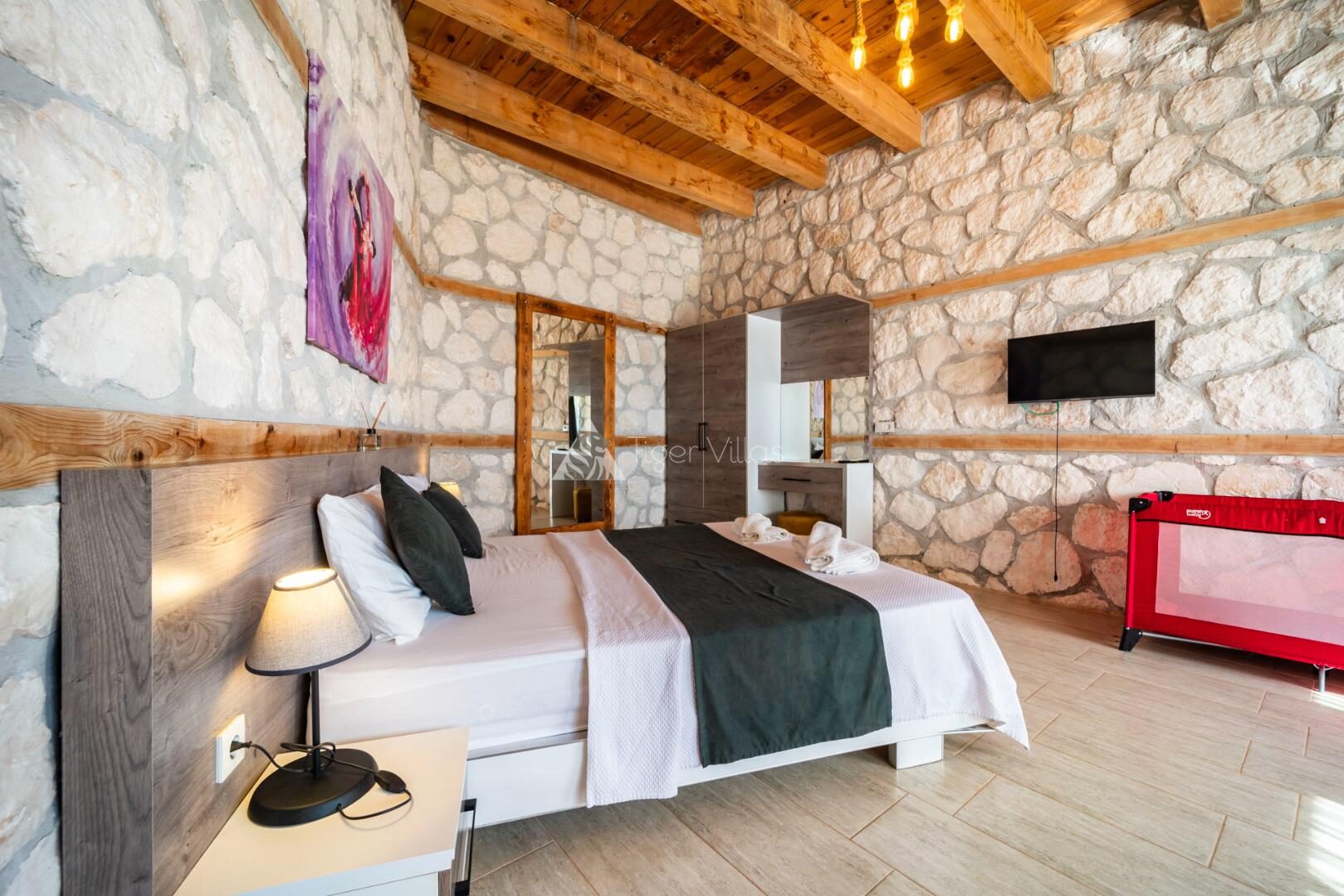 Villa Anahita — 32