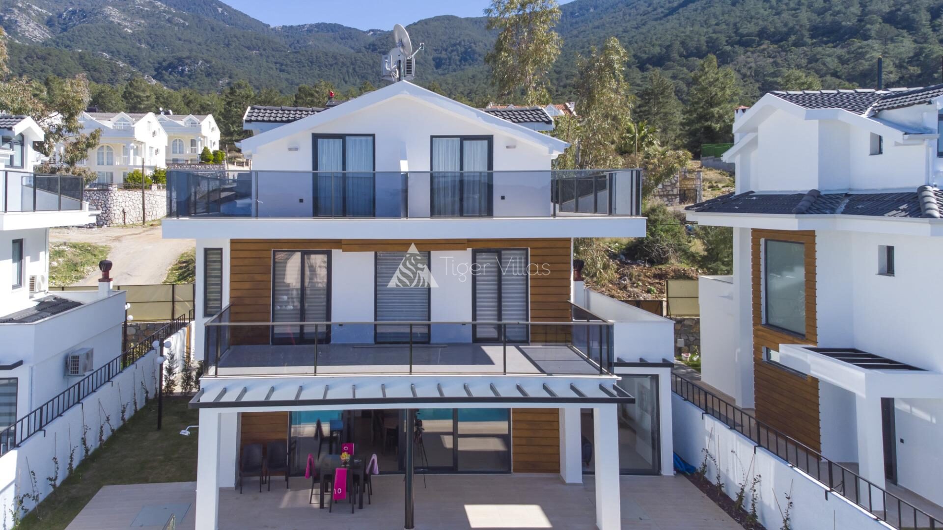 Villa Berzan — 9