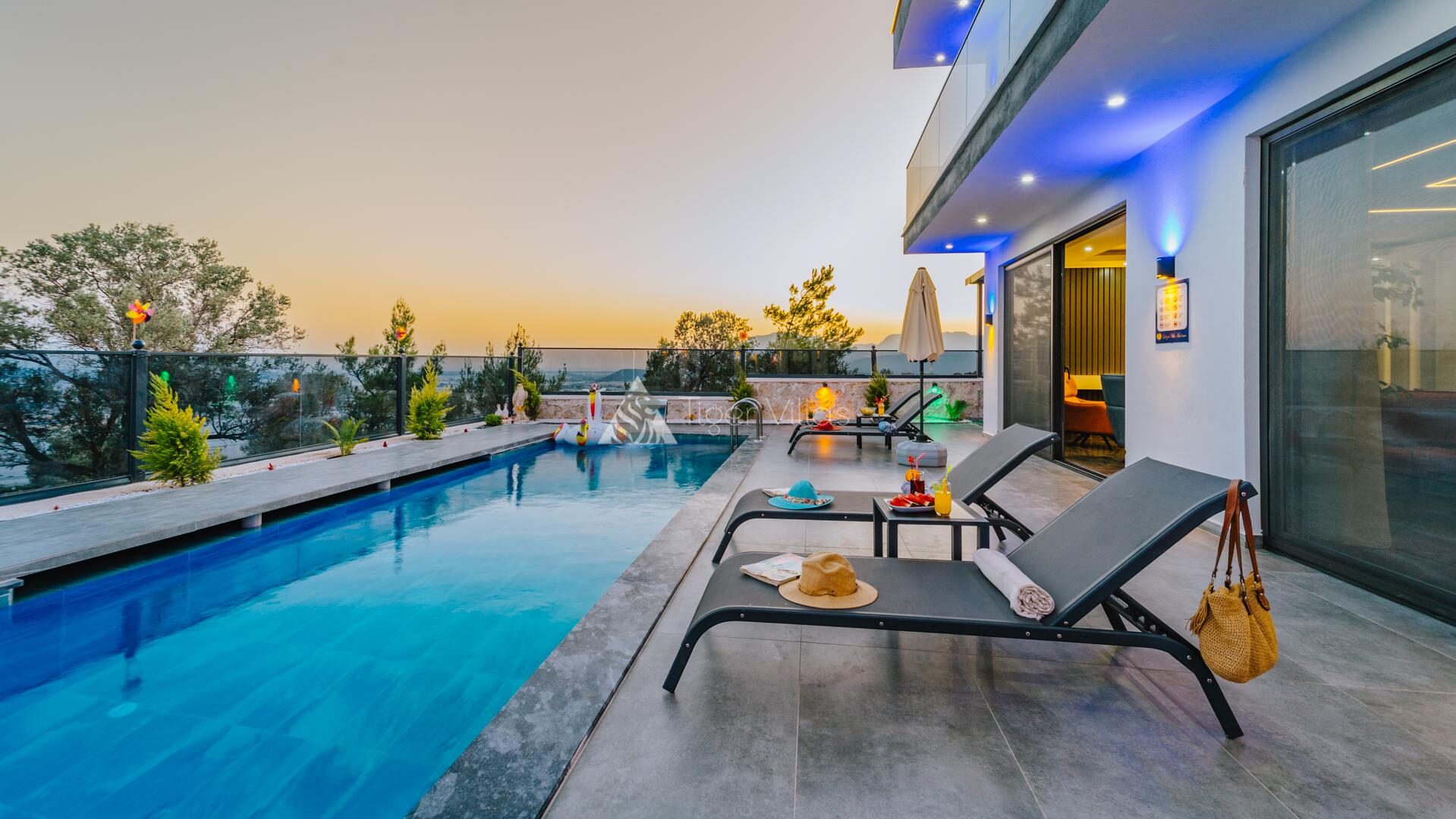 Villa Water Moon — 20