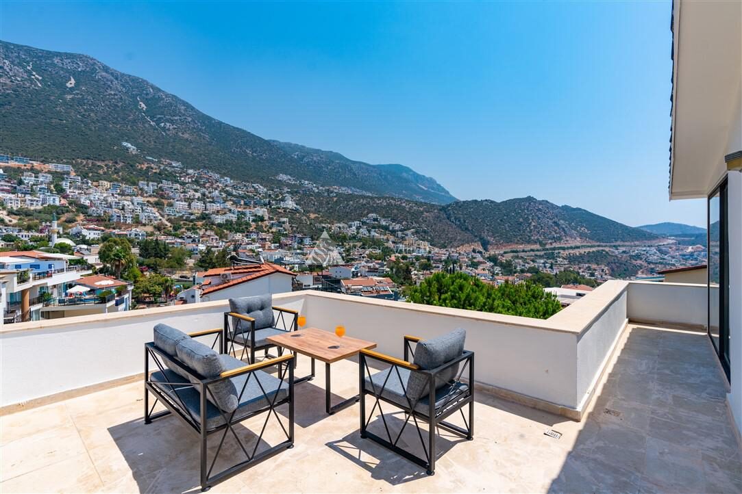 Villa City — 43