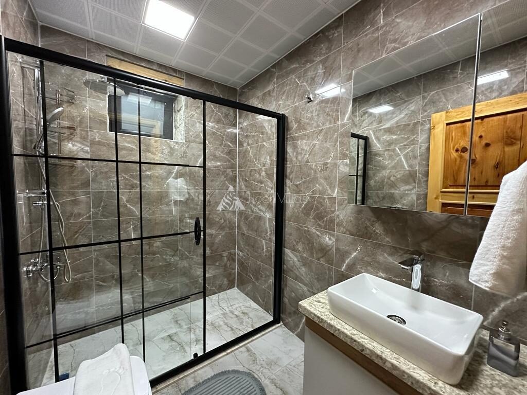 Villa Tomrul — 40