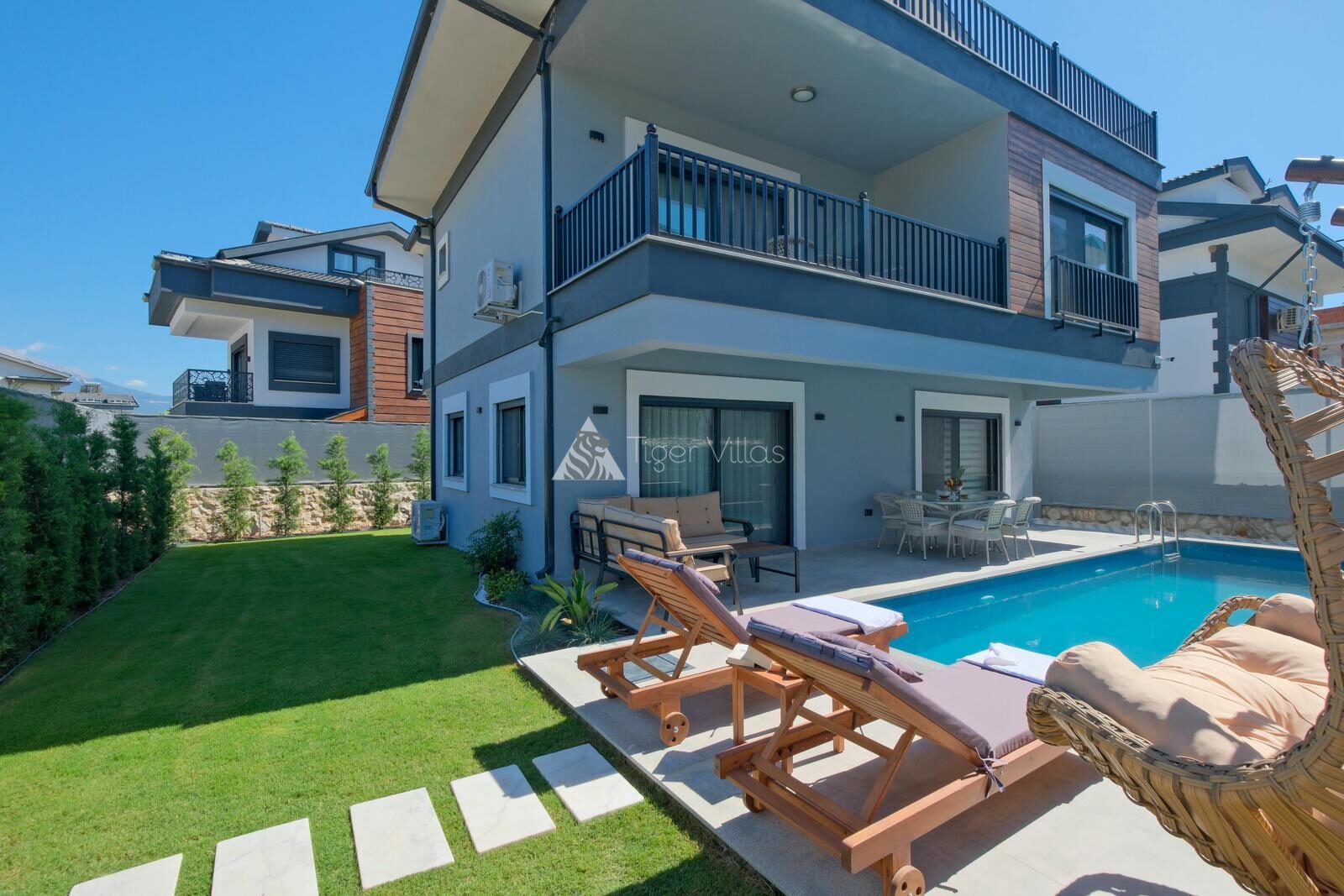 Villa White 2 — 4