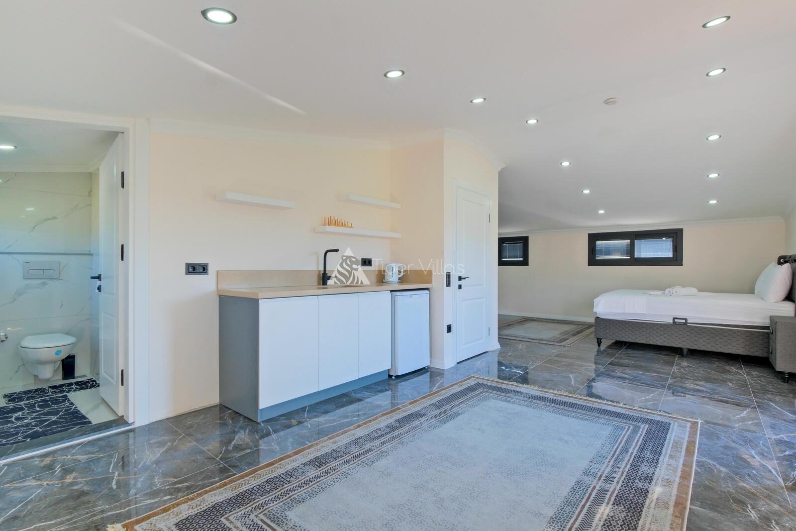 Villa White 1 — 35