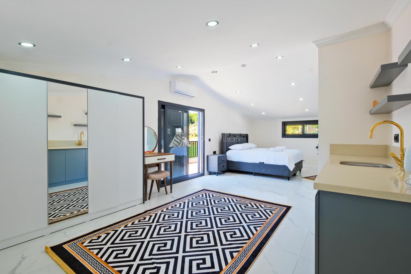 Villa White 2 — 30
