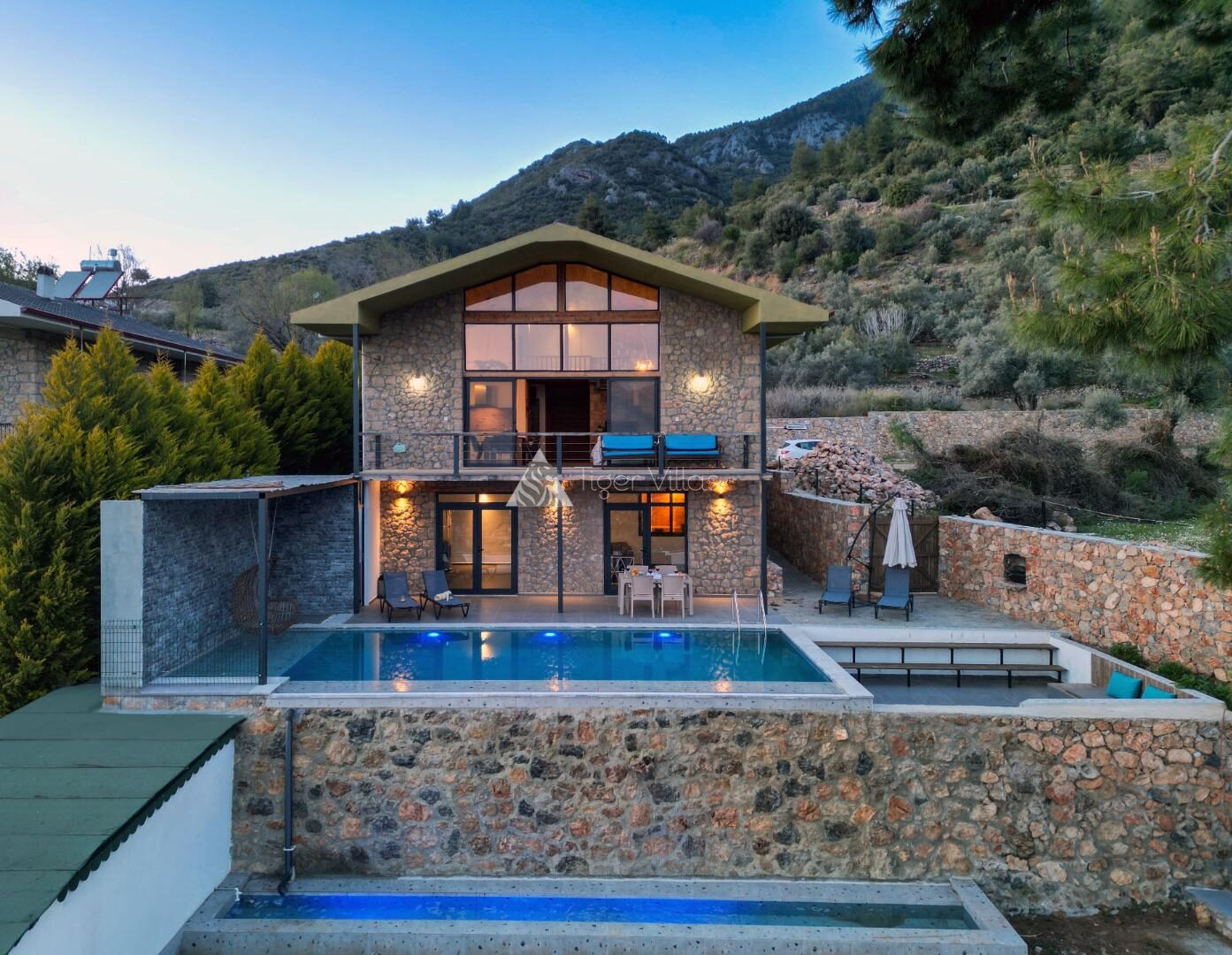 Villa Ayza — 3