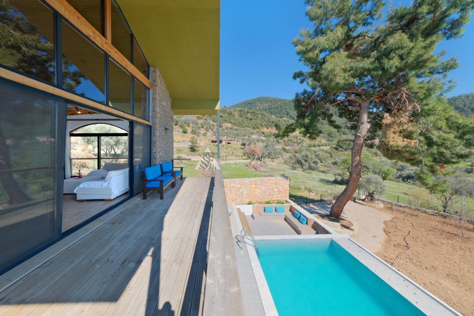 Villa Ayza — 8