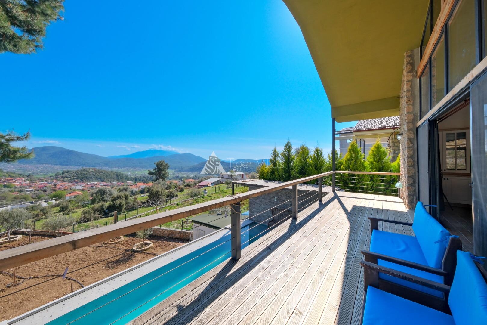 Villa Ayza — 13