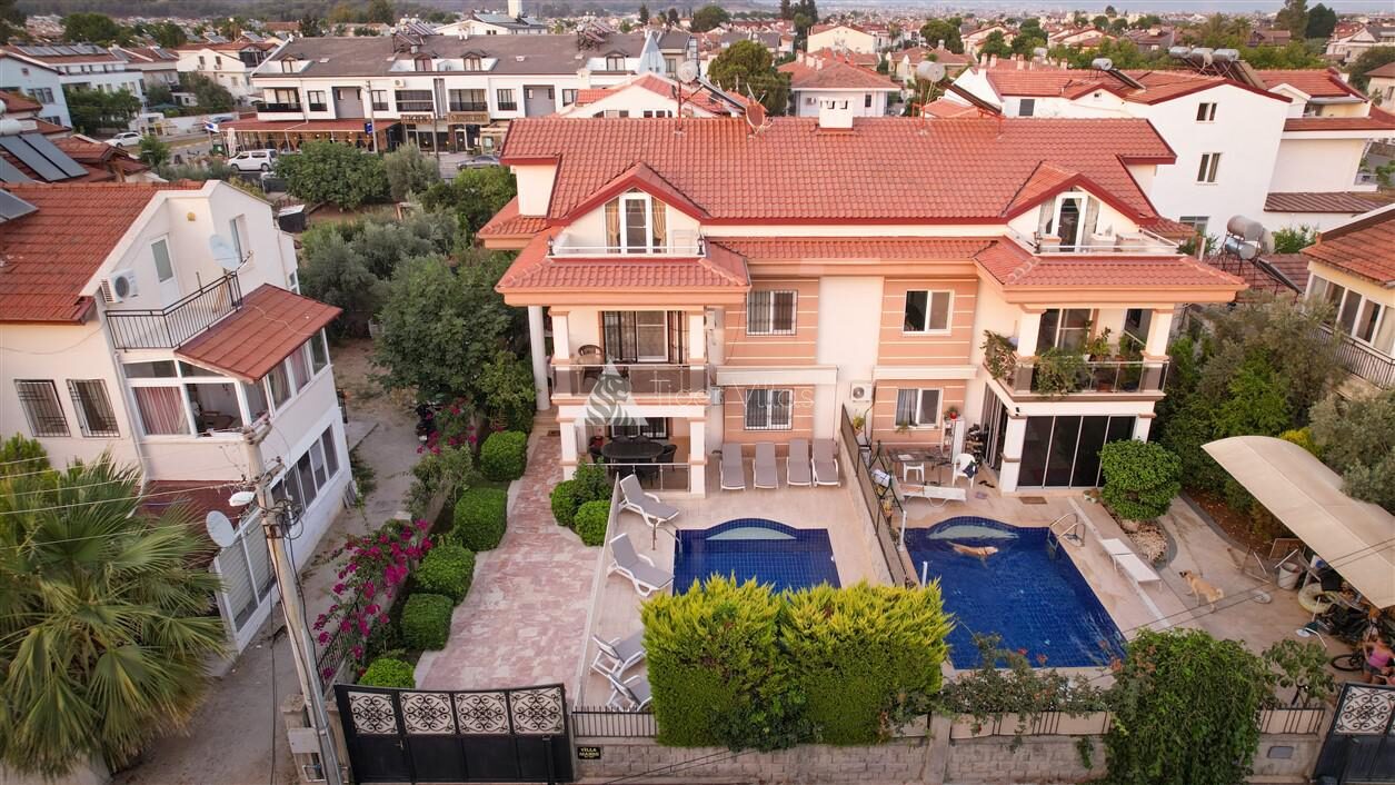 Villa Mango — 1