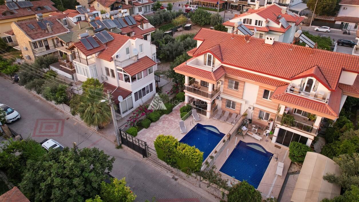Villa Mango — 2