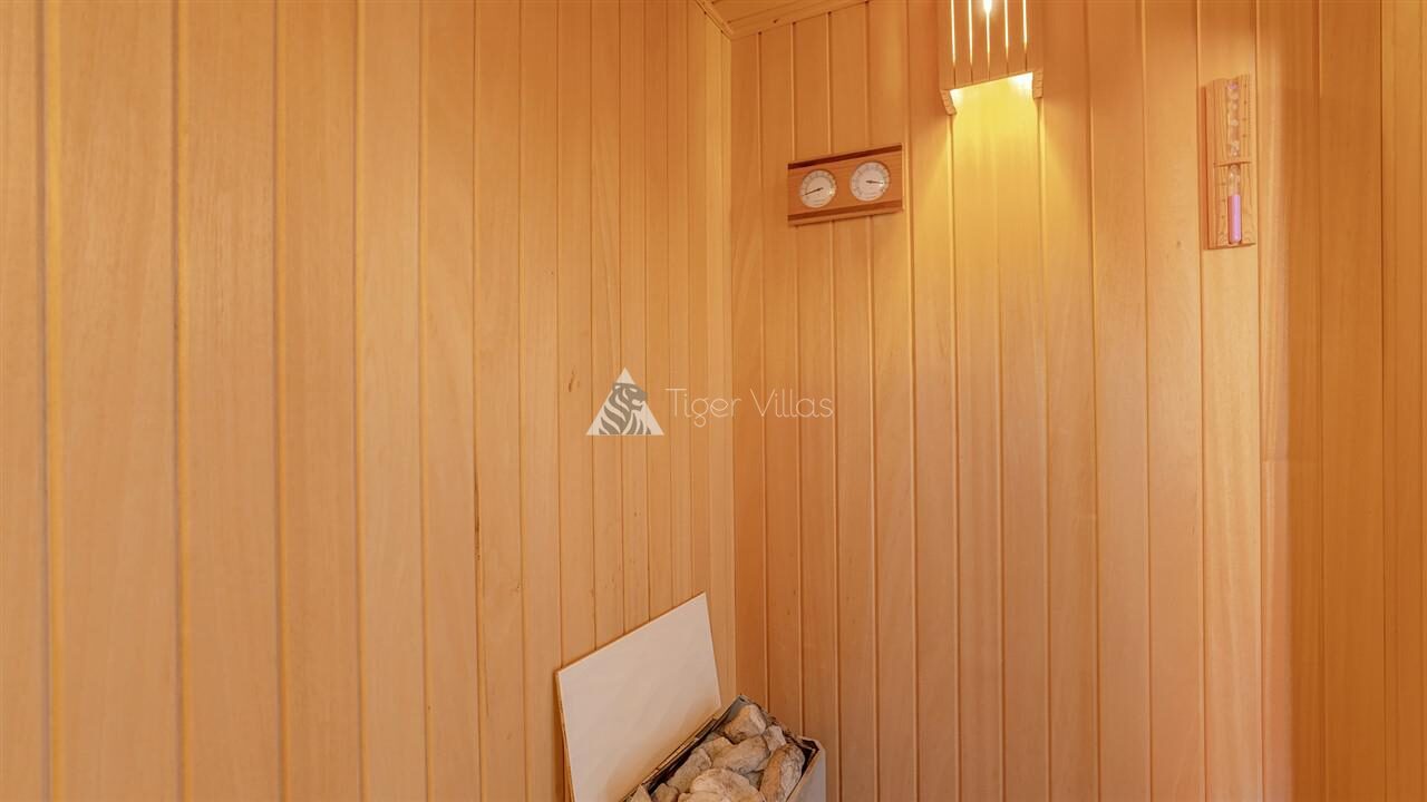 Villa Avon — 37