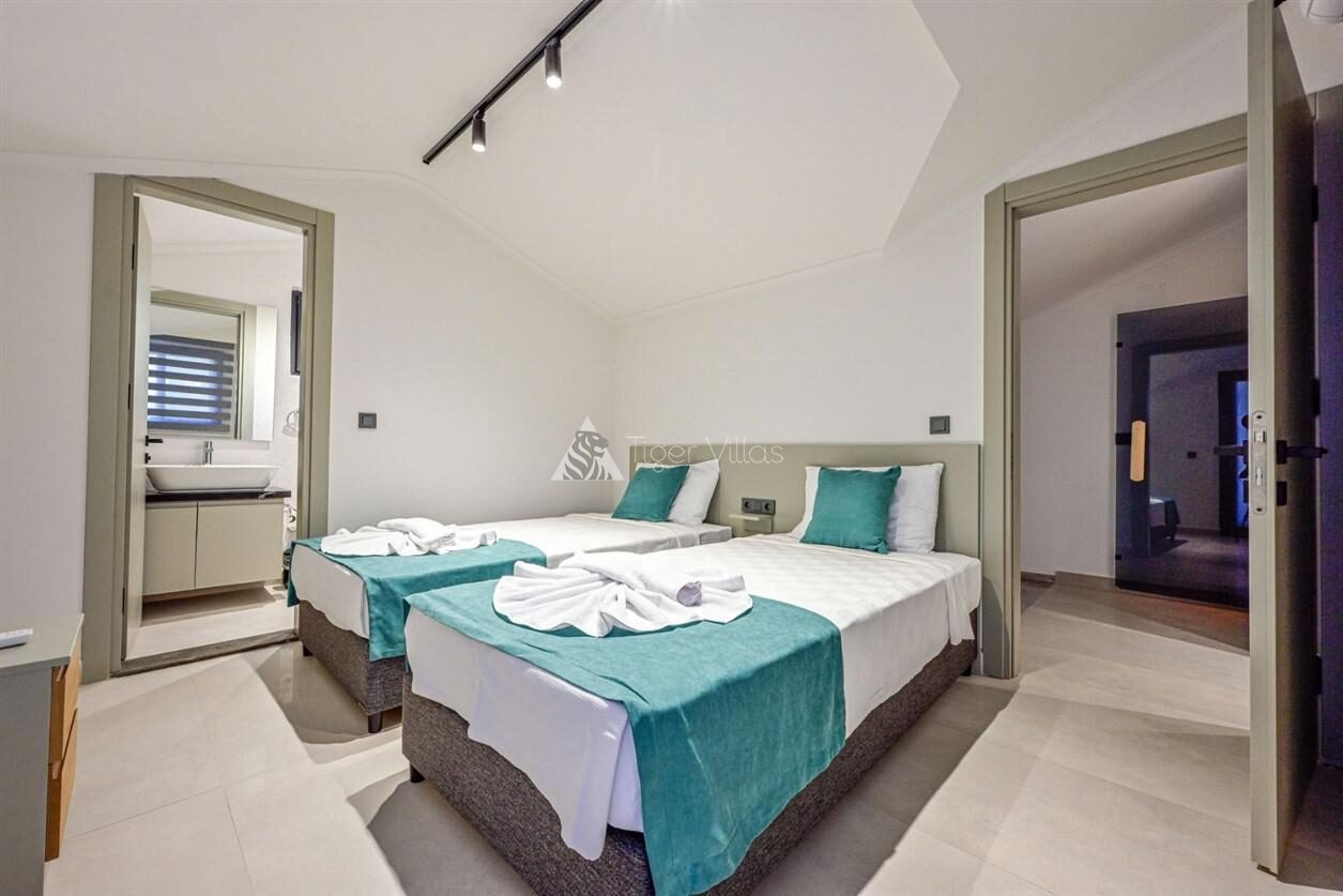 Villa Luna Vista 2 — 25