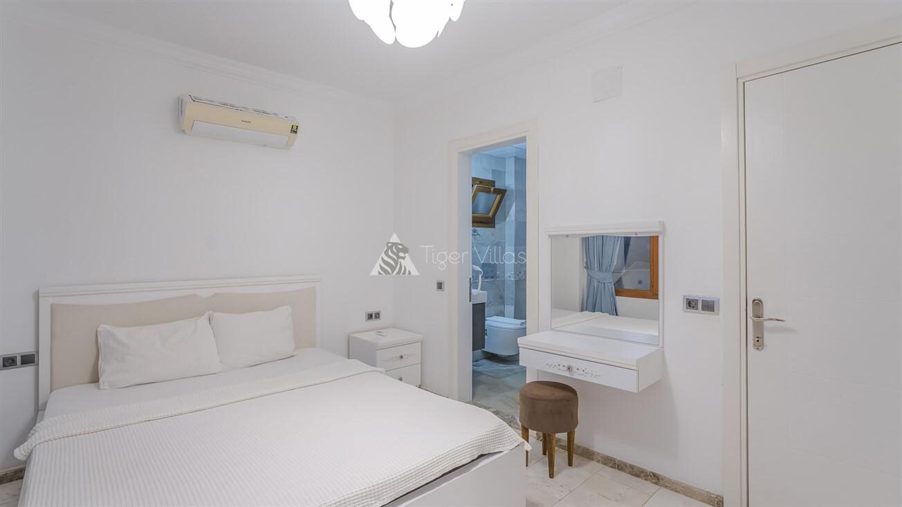 Villa Palm — 37