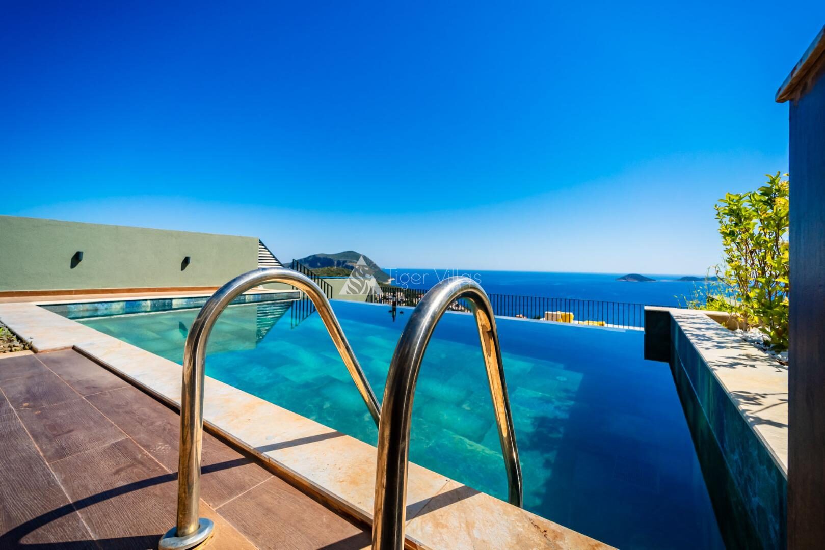 Villa Aura C – villa for rent in Kalamar