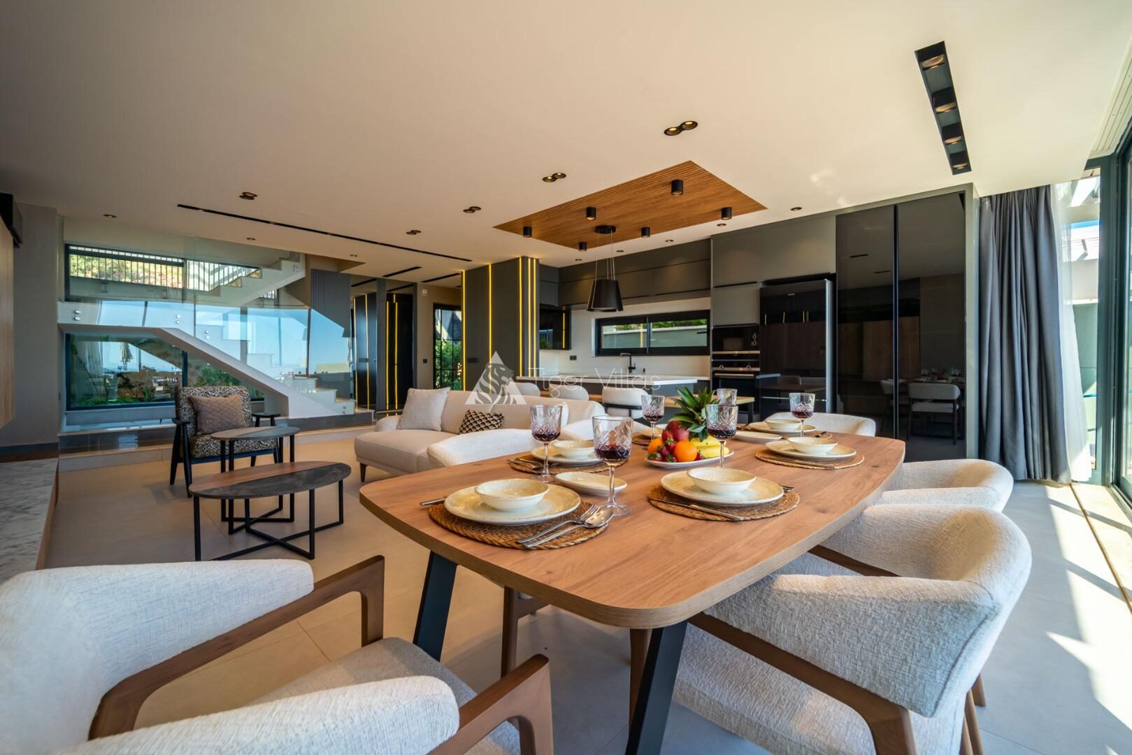 Villa Aura C — 23