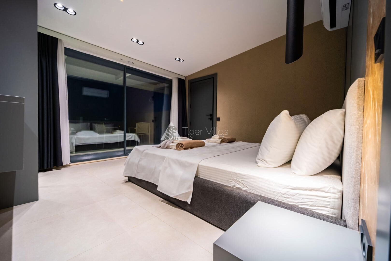Villa Aura C – villa for rent in Kalamar