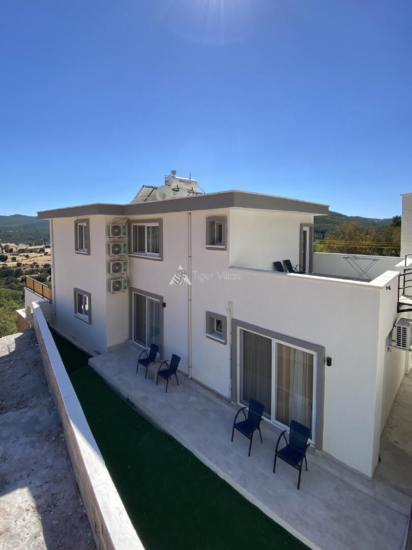 Villa Ata — 105