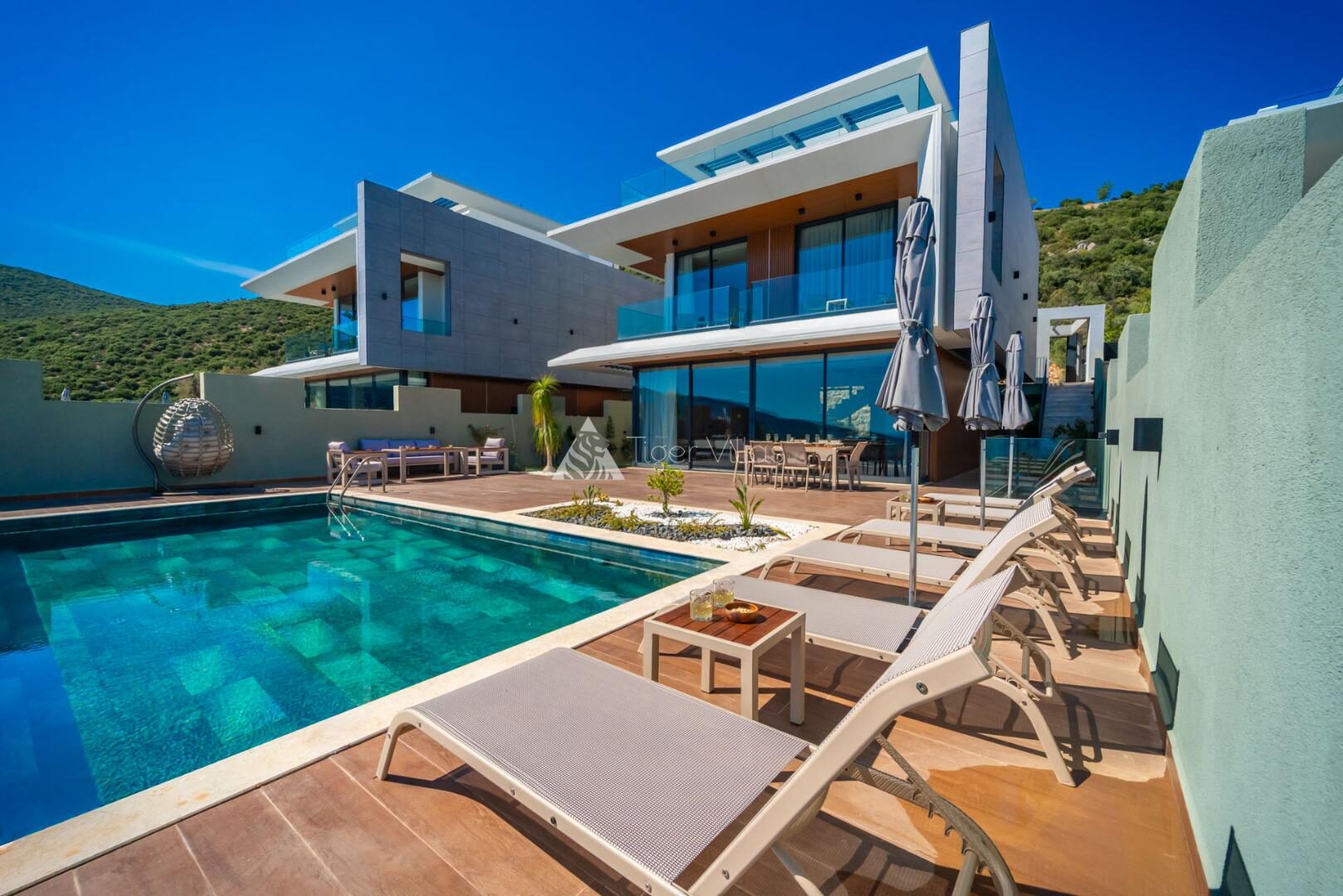 Villa Aura E — 13
