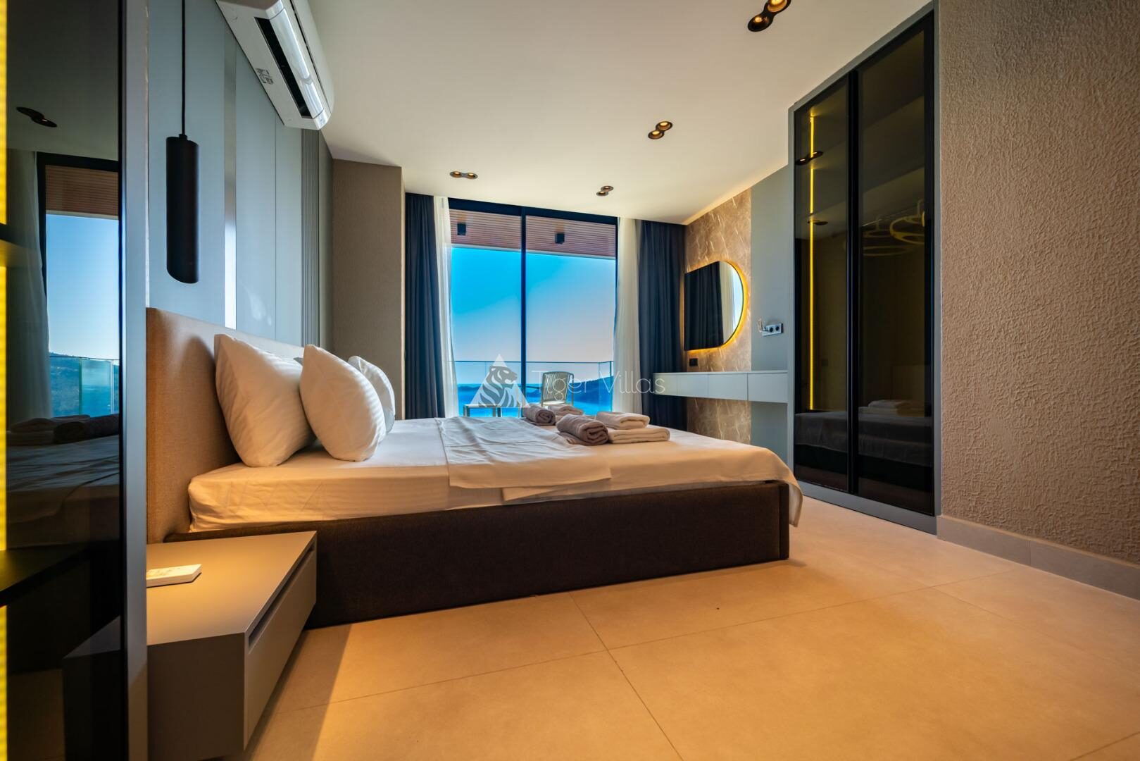 Villa Aura E — 51